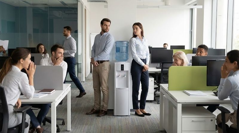 1.社内恋愛が雰囲気でわかる基本的な理由